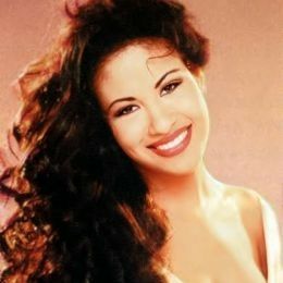 White Rose | Selena Quintanilla💕👑 Amino